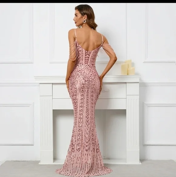 Pink, Cami, Backless, Fringe Sleeves, Contrast Sequined Mermaid Gown - Picture 3 of 13
